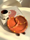 Bộ sưu tập PangPang gốm sứ gồm đĩa bánh quẩy size to 2 màu nâu hồng cốc PangPang thìa quẩy
