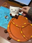 Bộ sưu tập PangPang gốm sứ gồm đĩa bánh quẩy size to 2 màu nâu hồng cốc PangPang thìa quẩy
