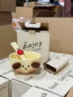 Set bát heo hồng cún vàng kèm thìa hộp quà 12.3cm x 7.6cm dung tích 500ml