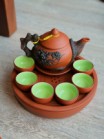 Bộ Ấm Chén Tử Sa Đắp Phù Dung Khay Đôi Hoa Đen Ấm Đỏ