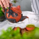 Bộ Ấm Chén Tử Sa Đắp Hoa Phù Dung Khay Sen Hoa Đen Ấm Đỏ