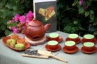 Bộ Ấm Chén Tử Sa Pha Uống Trà Bát Tràng Đắp Hoa Đào Tách Lót