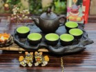 Bộ Ấm Chén Tử Sa Dáng Chóp Họa Tiết Đắp Nổi Màu Đen Kèm Khay Tùng 300ml